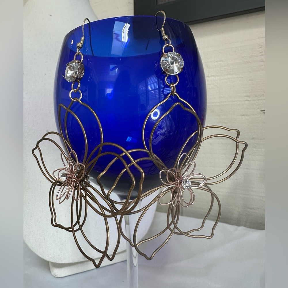 Large open wire flowers with rhinestones